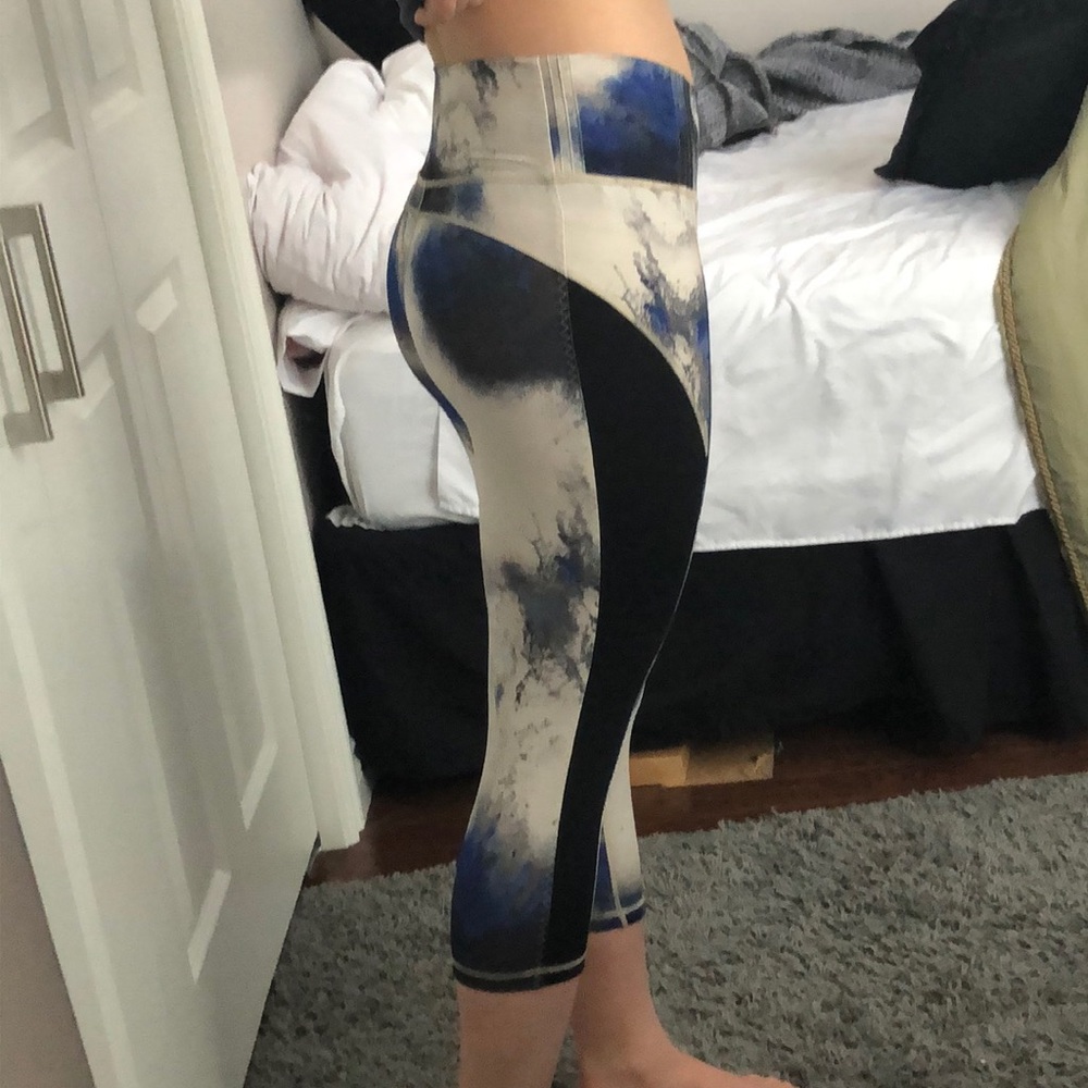 Lululemon cropped leggings